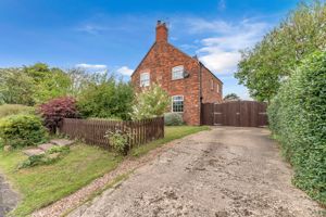 Photo 27- click for photo gallery